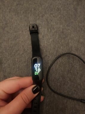 Fitbit Inspire 3 - Fitness Tracker